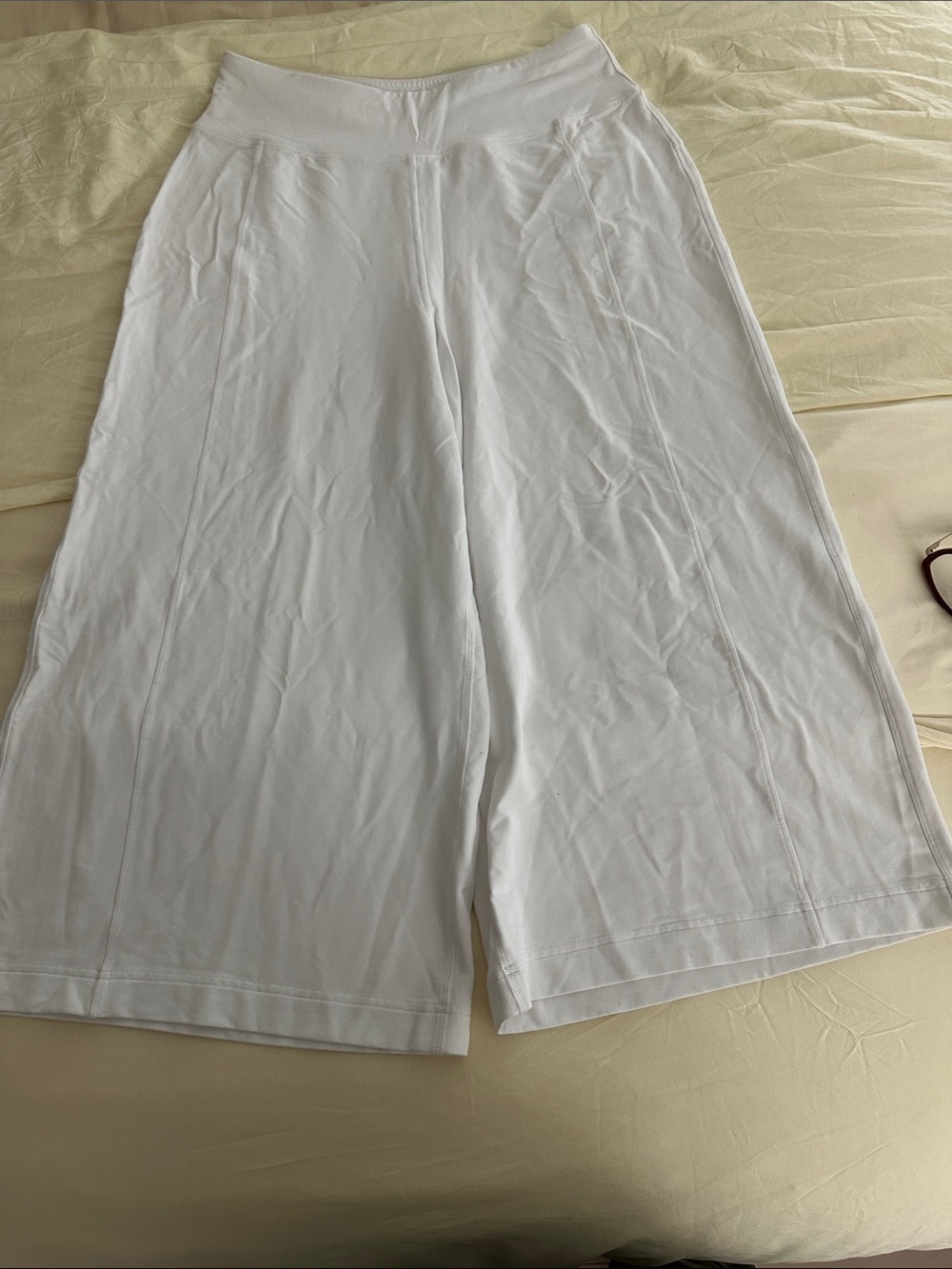lululemon athletica White Wide-Leg Bermuda Shorts